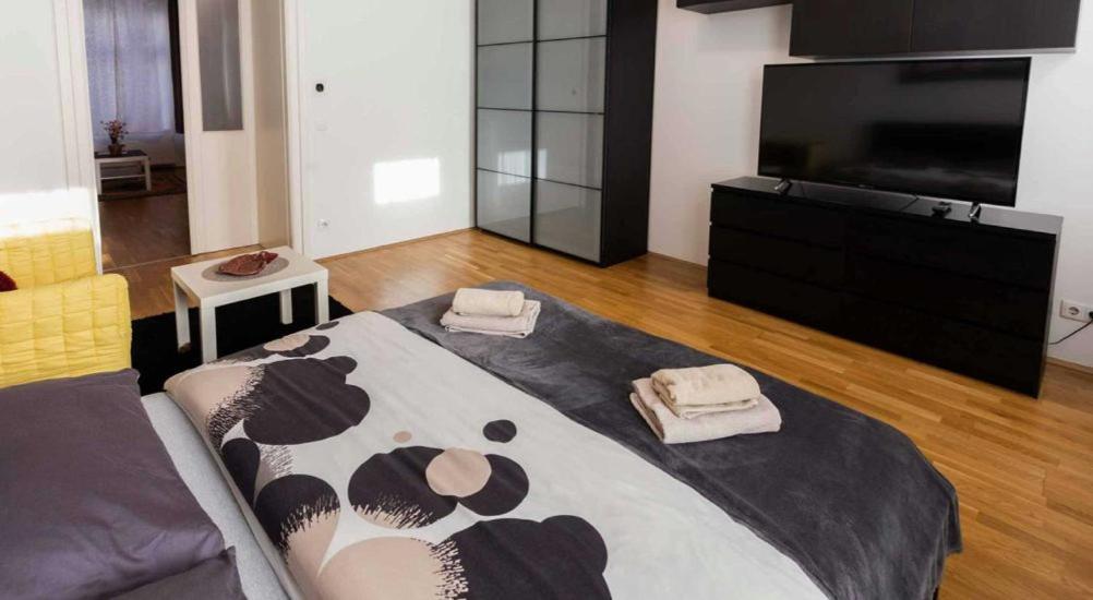 Flarent Economy Apartments Виена Екстериор снимка
